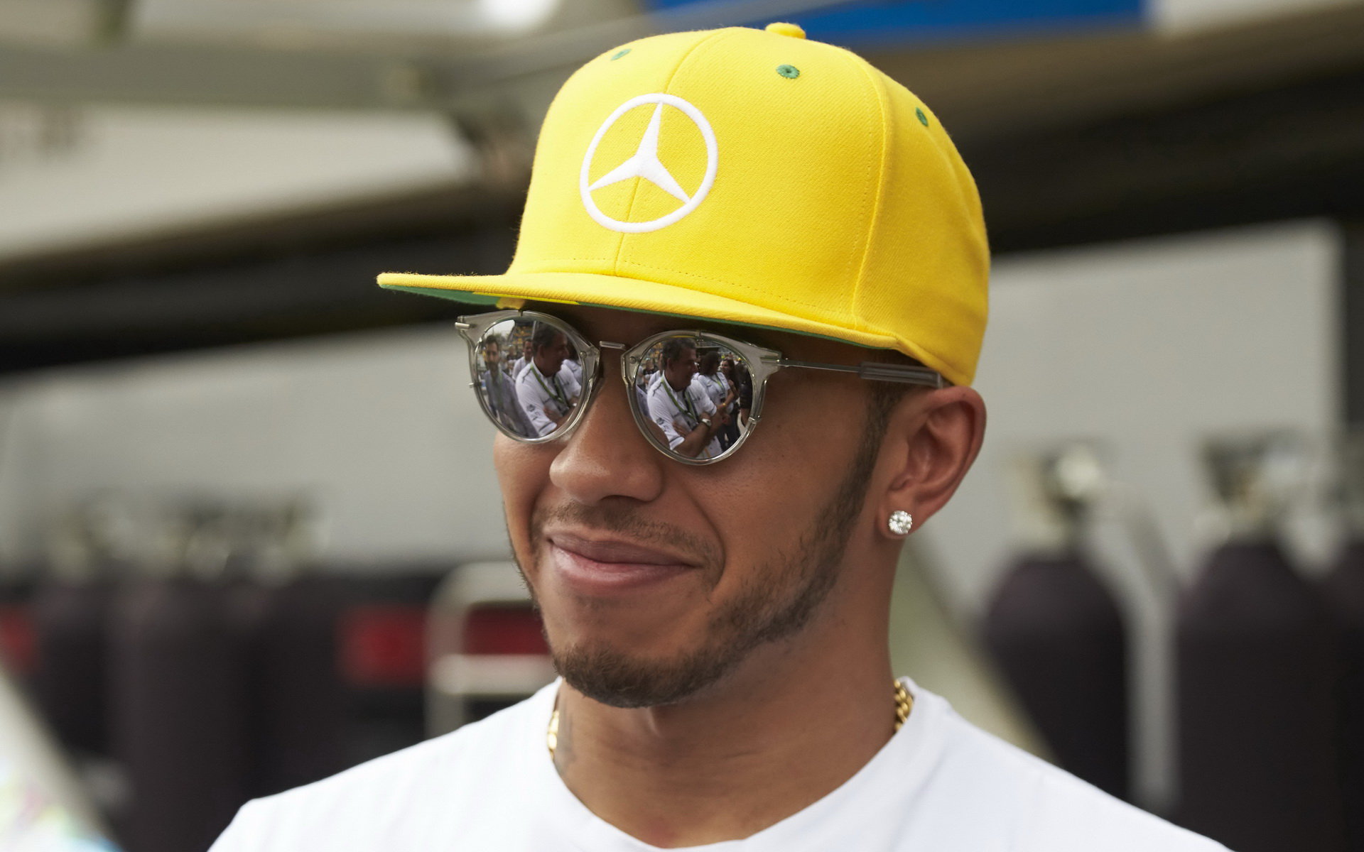 Lewis Hamilton v Brazílii