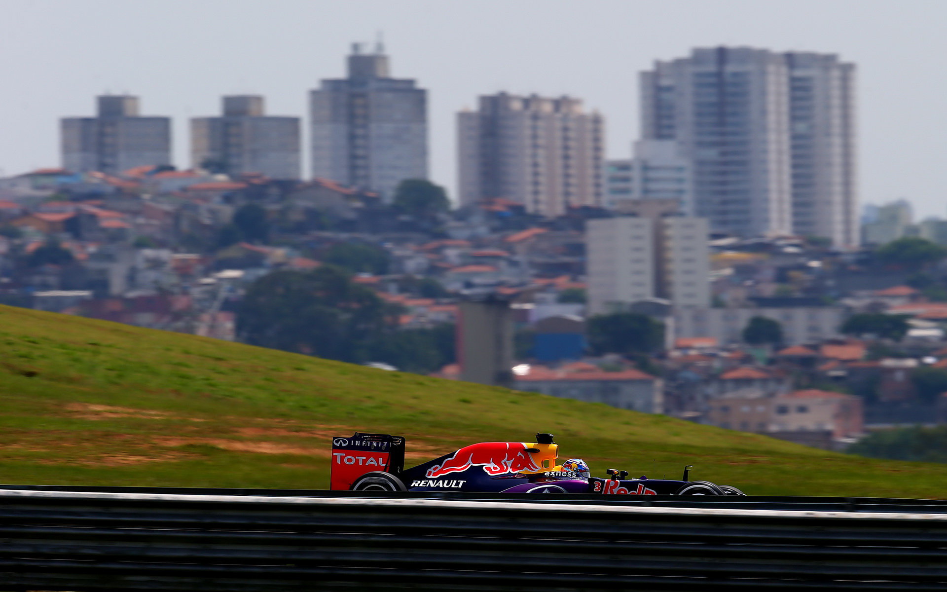 Daniel Ricciardo v Brazílii