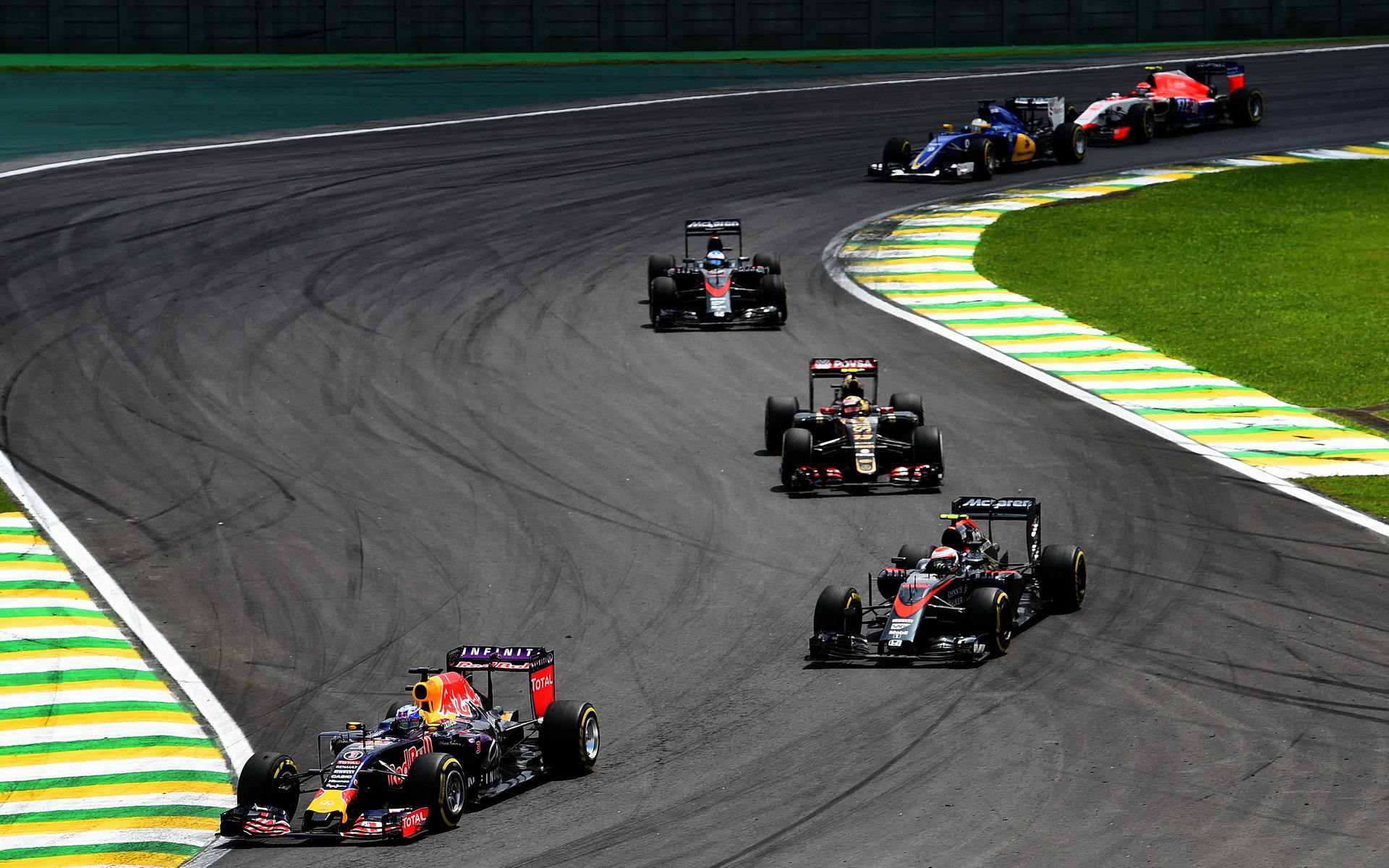 Daniel Ricciardo po startu v Brazílii