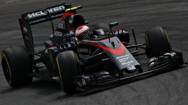Jenson Button si přeje, aby McLaren dosáhl ještě většího pokroku než loni Ferrari