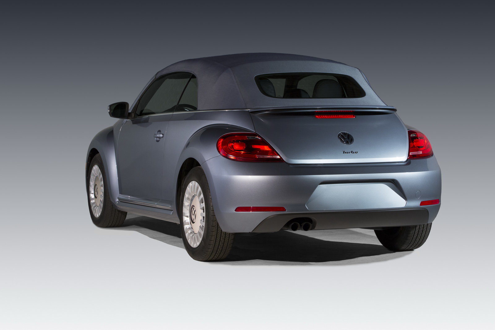 Modrý lak může být vyměněn za bílý, Volkswagen Beetle Denim.