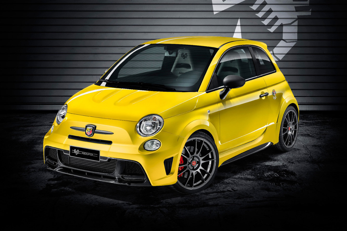 Abarth 695 Biposto Record