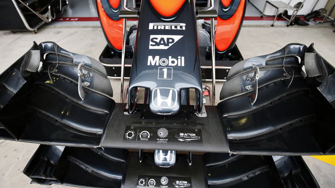 Přední křídlo McLarenu MP4-30