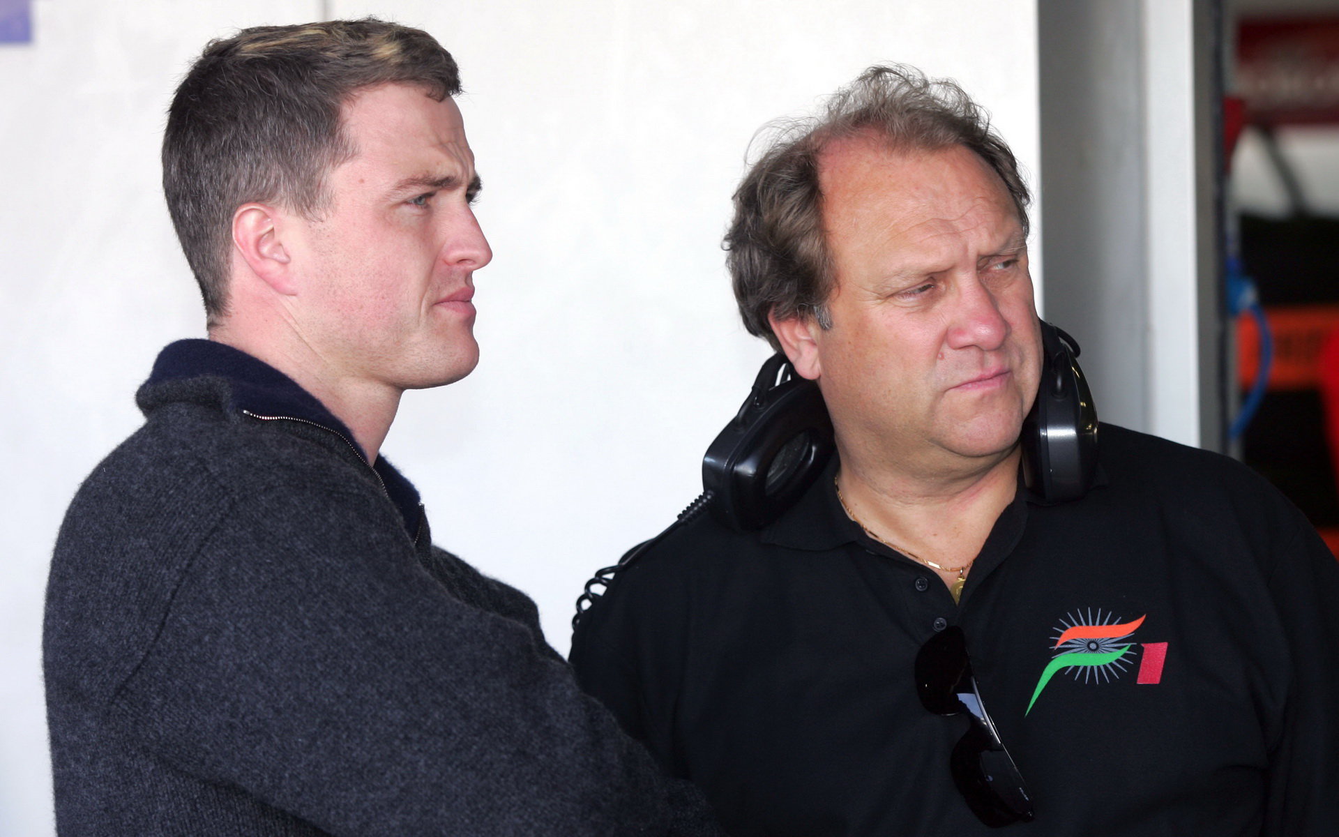 Fernley (na snímku s R. Schumacherem) má proti přístupu Haasu určité výhrady