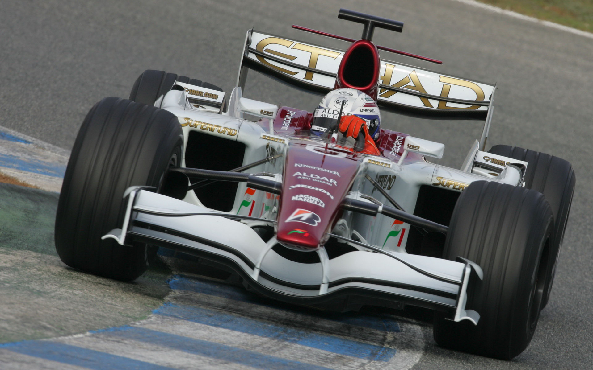 Force India při testech v Jerezu 2007