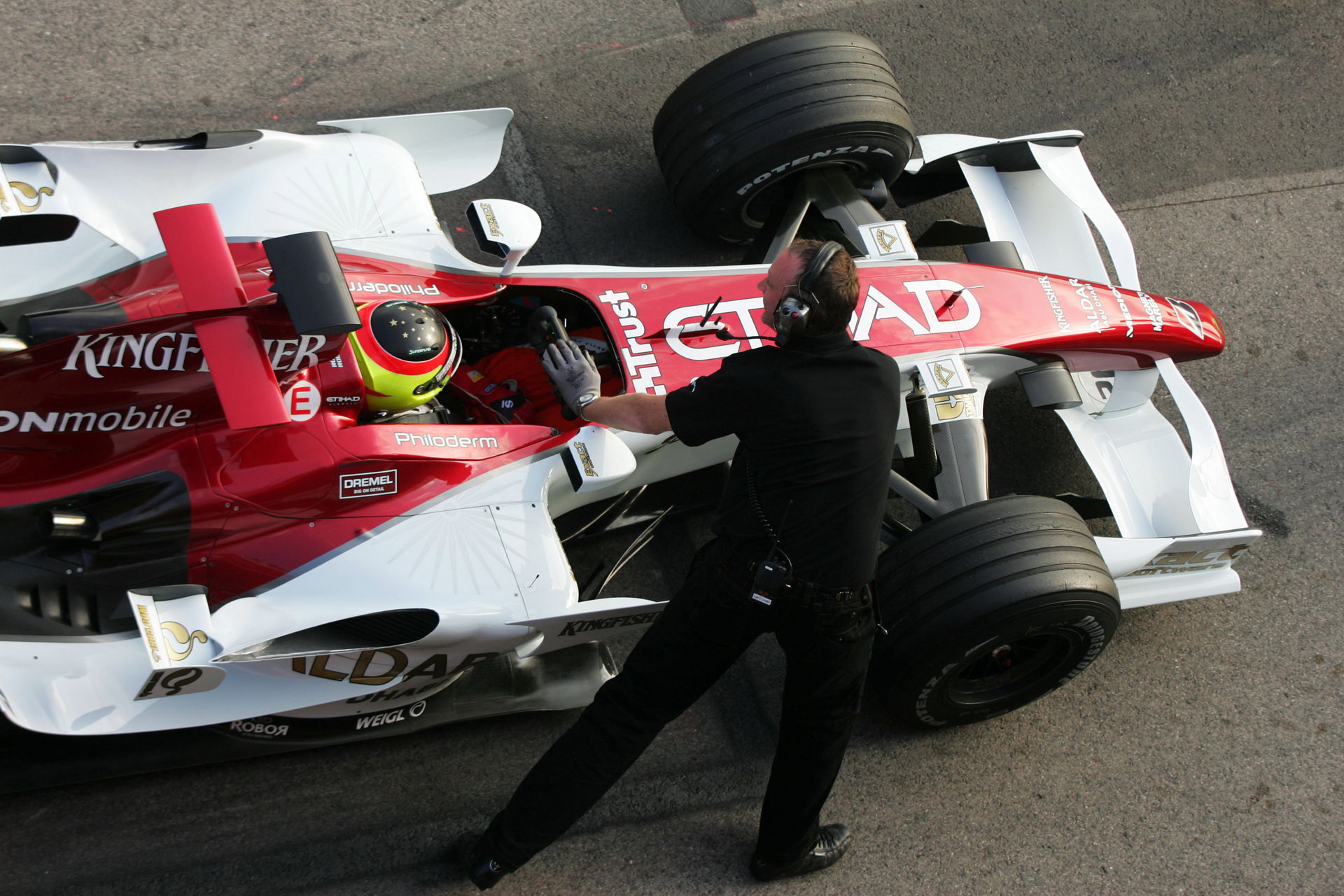 Force India při testu v Barceloně 2007