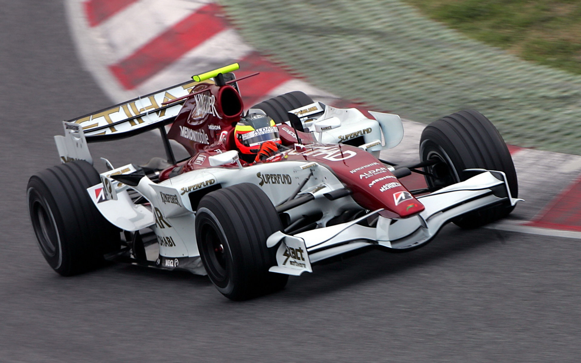 Force India při testu v Barceloně 2007