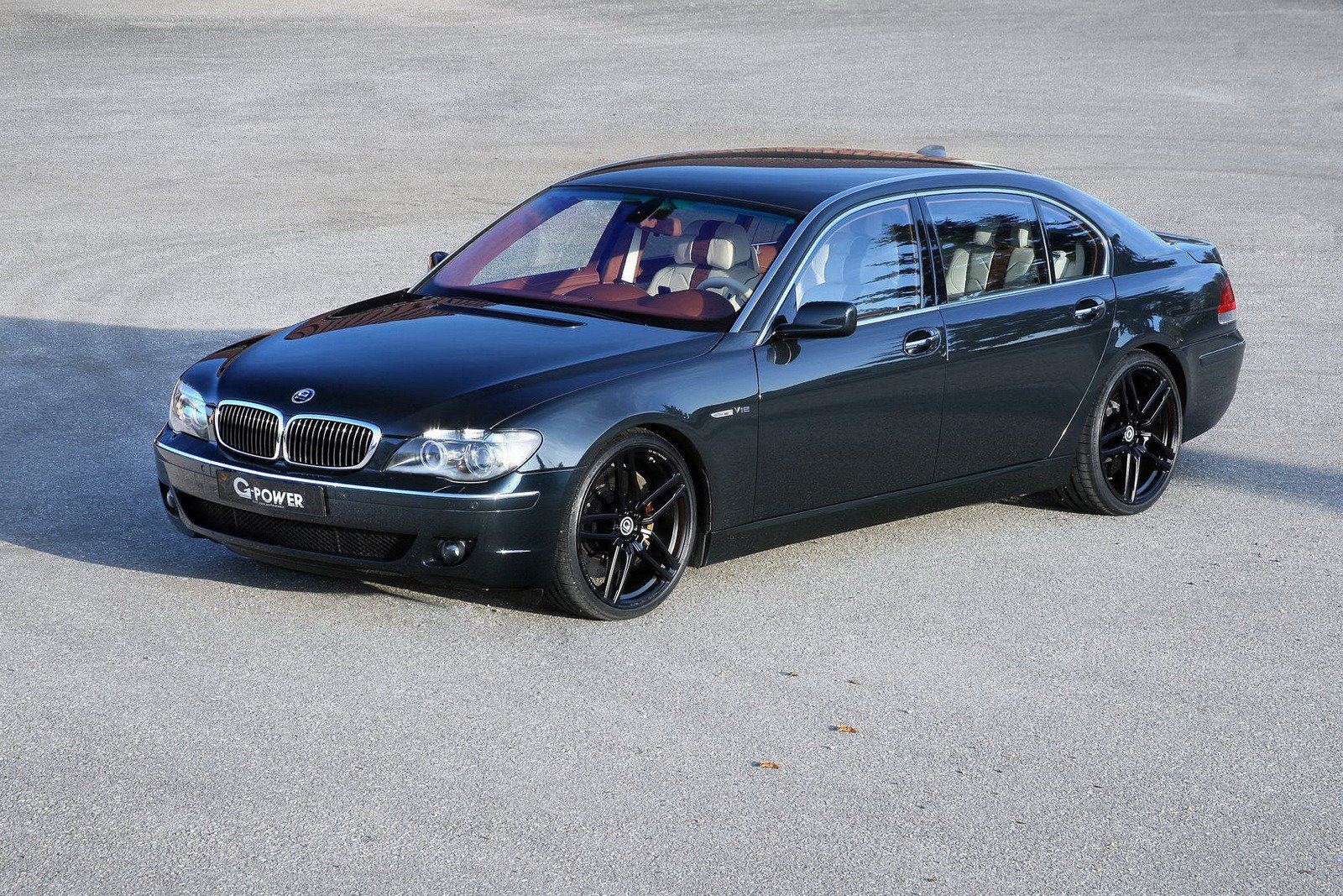 Zvenčí jsou novinkou černá kola a odznáčky, BMW řady 7 (E65) by G-Power