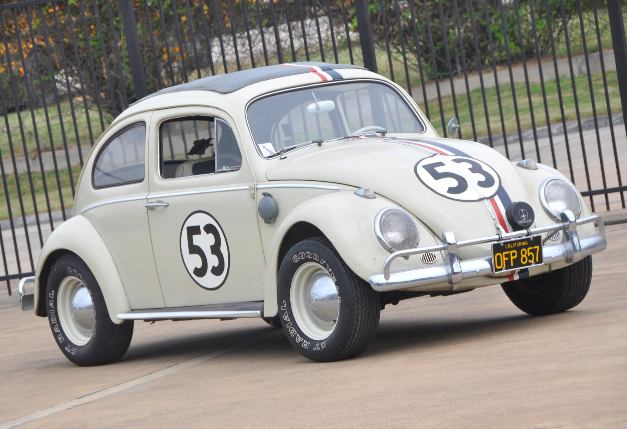 Slavný Volkswagen Beetle „Herbie"
