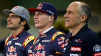 Max Verstappen, Carlos Sainz a Franz Tost v Abú Zabí