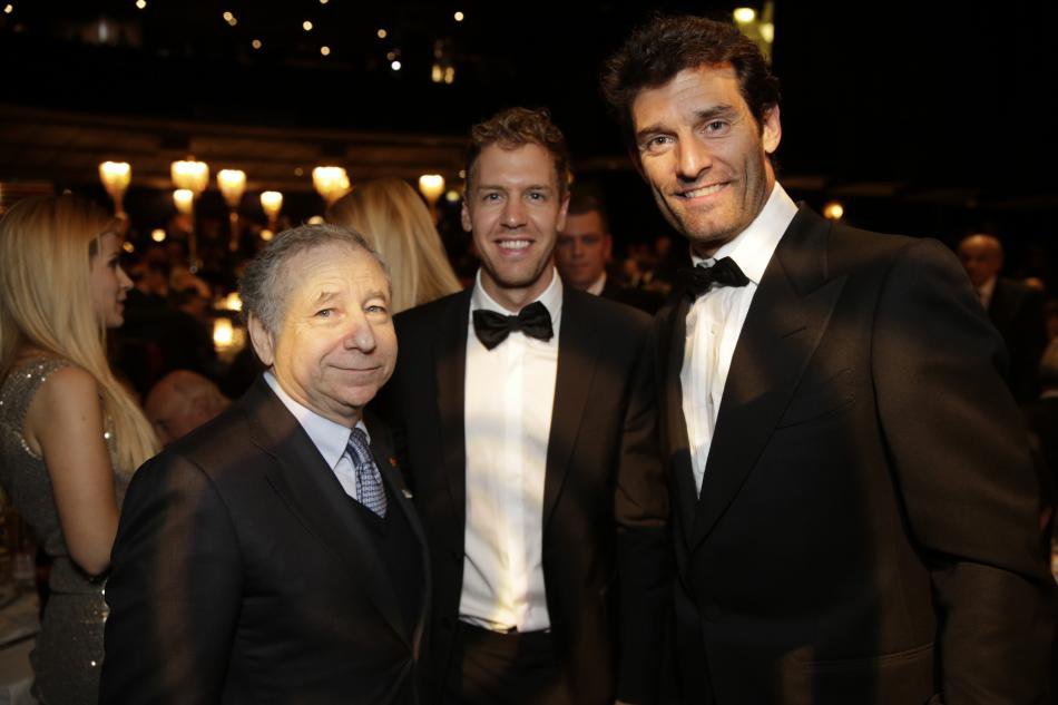 Jean Todt za přítomnosti Sebastiana Vettela a Marka Webbera