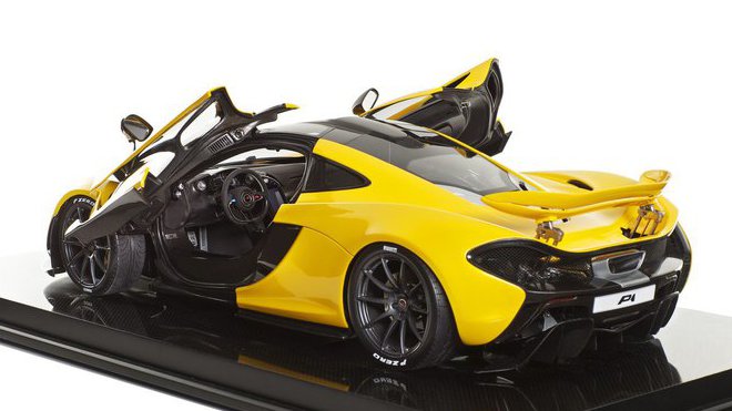 Zmenšený model McLarenu P1