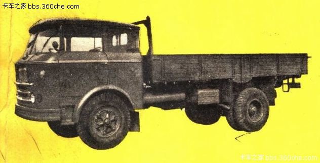 Takto vypadalo auto při spuštění výroby, Yellow River JN150.