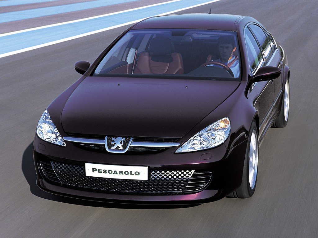 Za zmínku stojí i o 25 mm rozšířené blatníky, Peugeot 607 Pescarolo