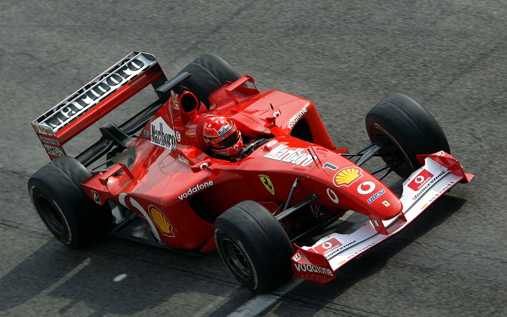 Schumacher vynesl Ferrari z popela na piedestal. Dokázal by Hamilton v Maranellu totéž?