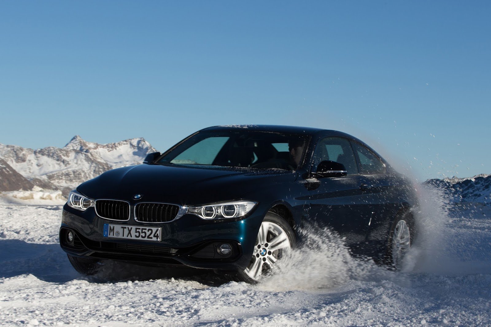 BMW 4 ve všech třech karosářských verzích disponuje novými motory.