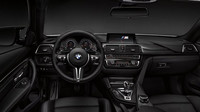 BMW M3 a M4 mají nový paket Competition s vyšším výkonem a lepším podvozkem.