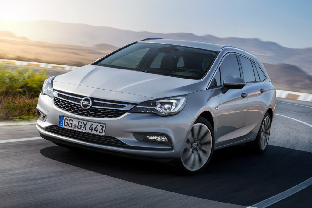 Opel Astra Sports Tourer míří na český trh, ceny začínají na 335 tisících.