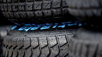 Pneumatiky Pirelli do deště odvádějí 65 litrů vody za sekundu každá