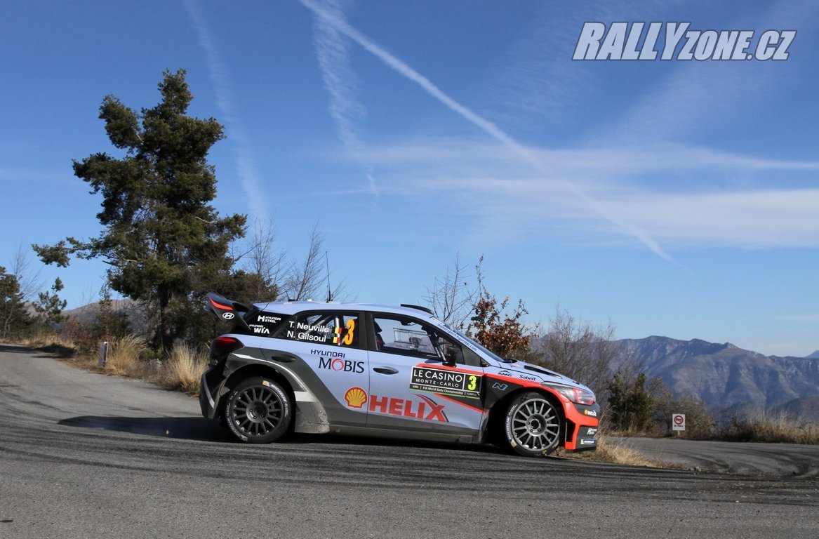 Posádka Neuville/Gilsoul na trati Rally Monte Carlo