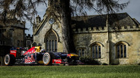 Daniel Ricciardo při roadshow v Anglii