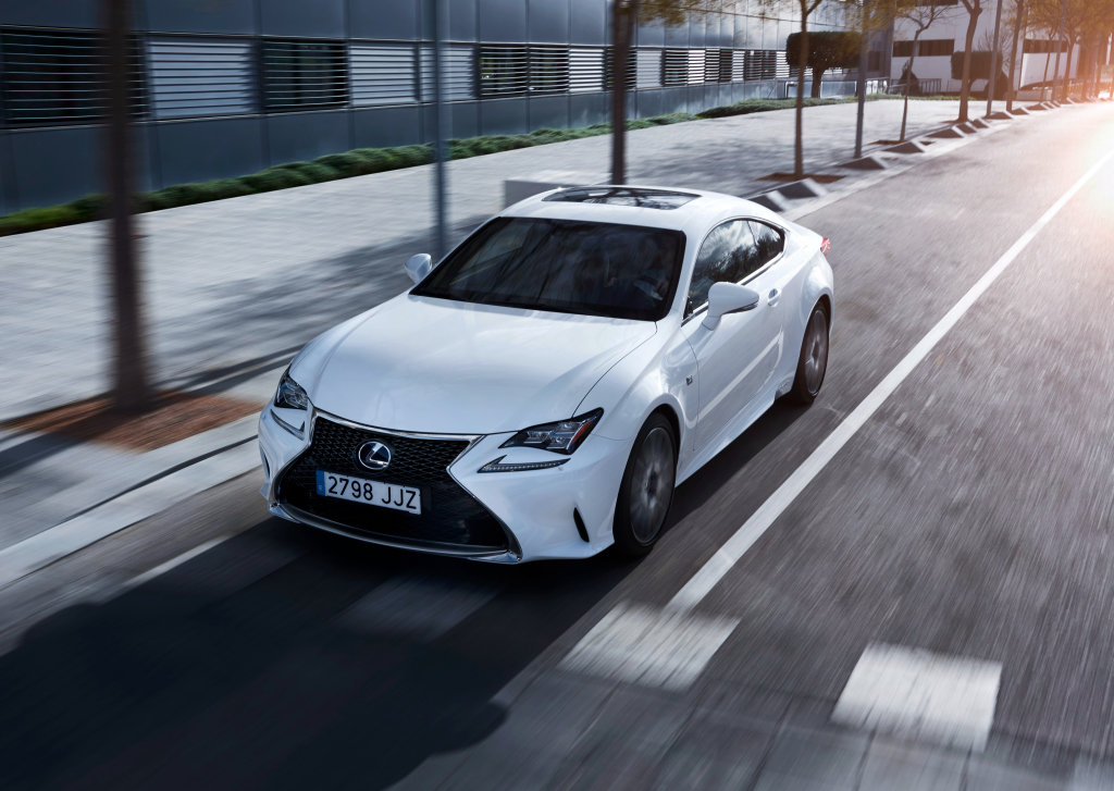 Lexus RC 300h F Sport