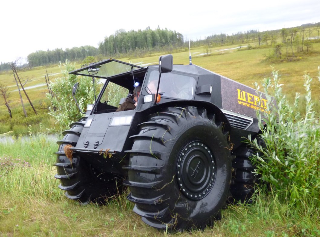 Sherp je nejnovějším ruským strojem, schopným jezdit na souši i plout po vodě.