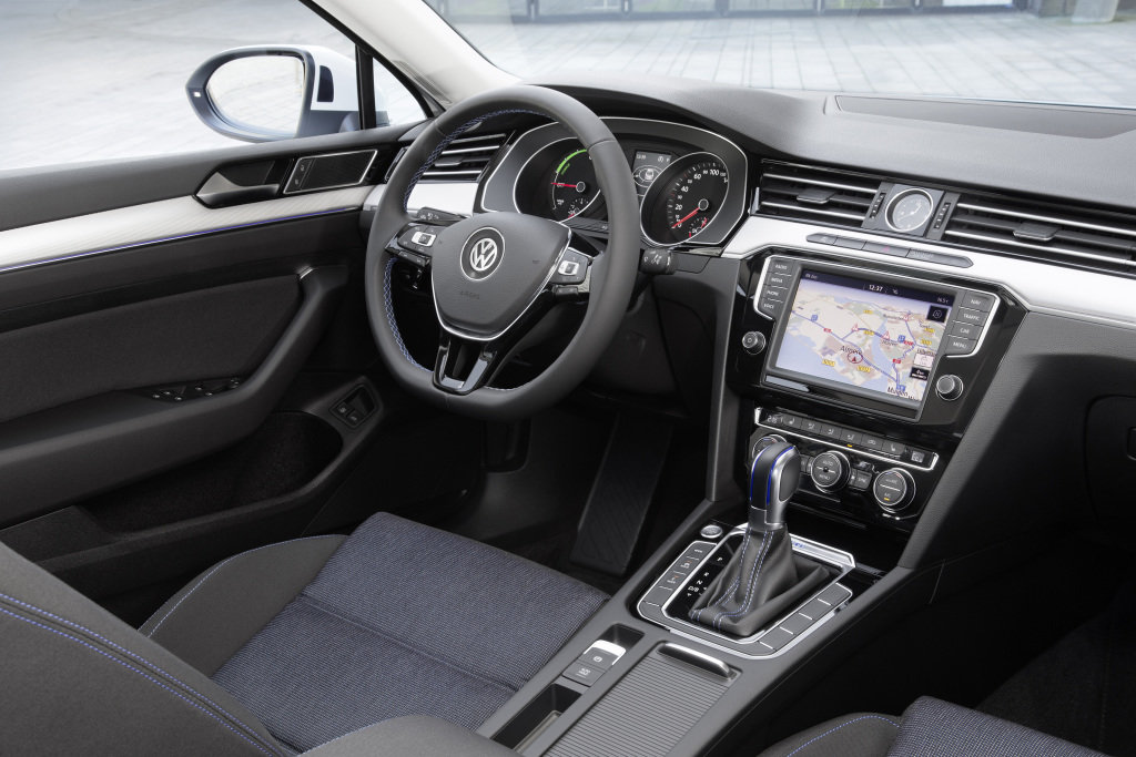 Volkswagen Passat &amp; Passat Variant GTE