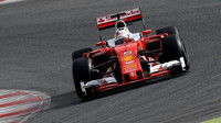 Sebastian Vettel při prvním dnu testování v Barceloně