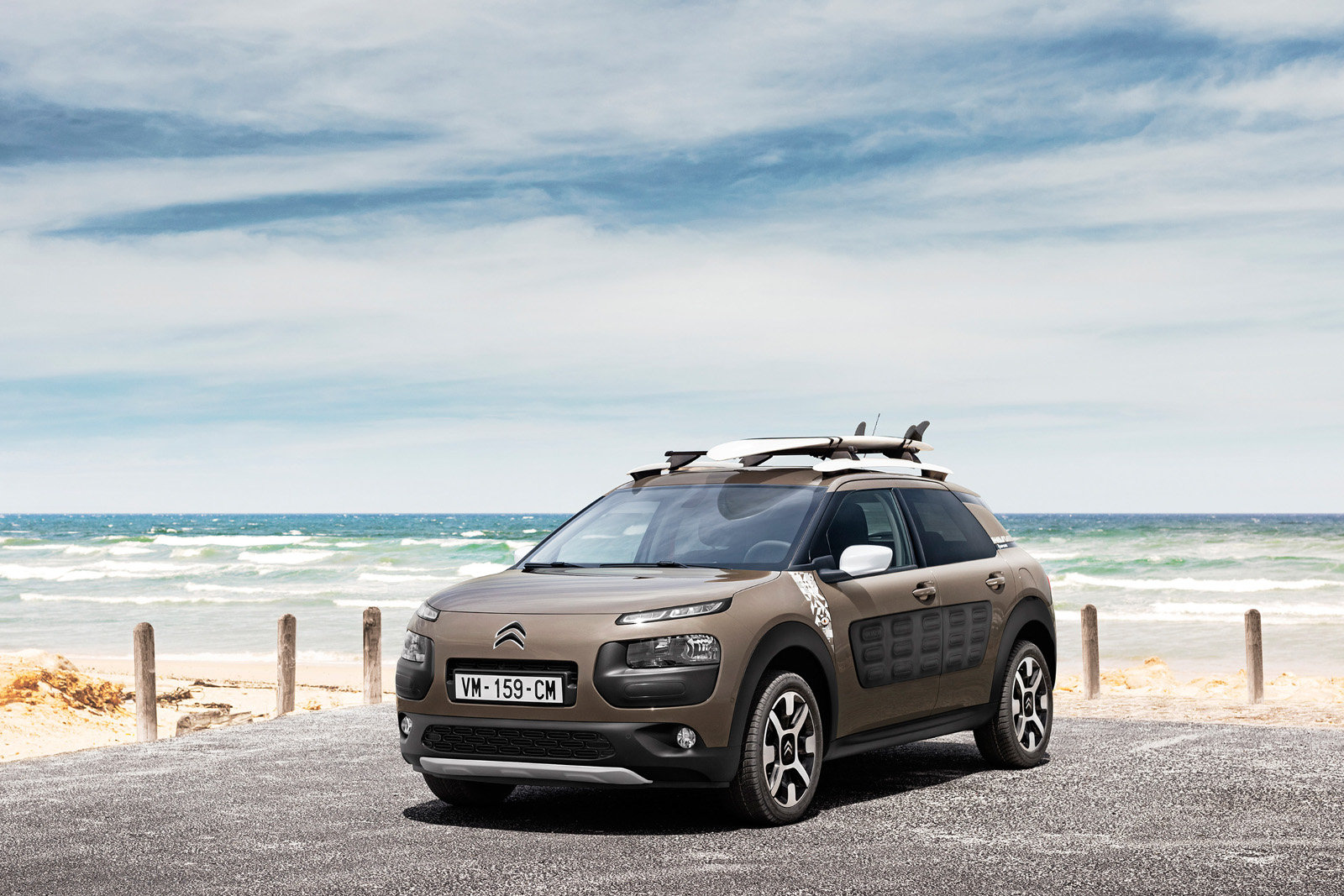 Citroën C4 Cactus Rip Curl je novou edicí populárního modelu, přinášející systém Grip Control.