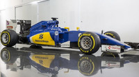 Sauber C34 - Ferrari a nový sponzoři