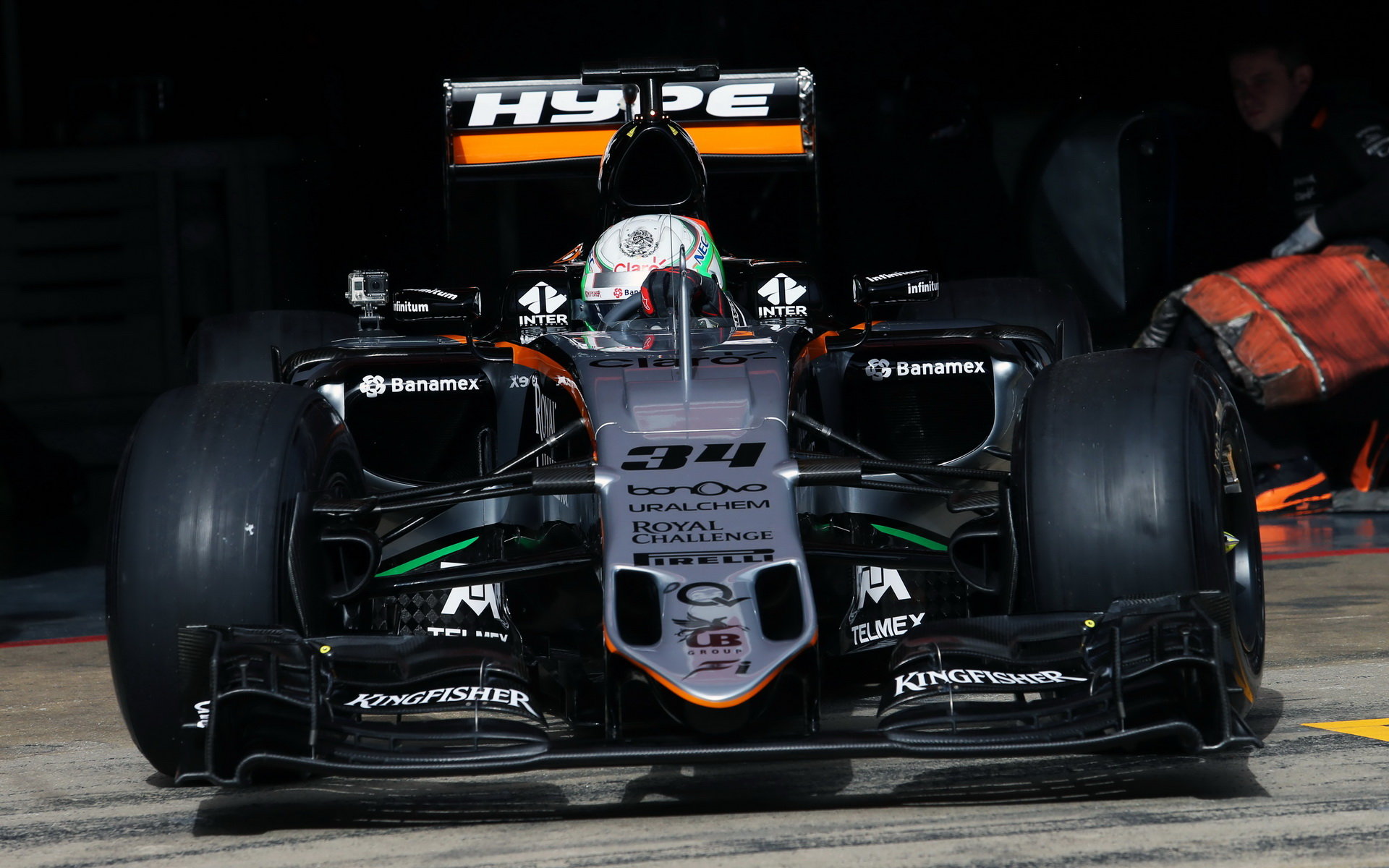 Force India i pro letošek setrvala u specifických otvorů na přídi vozu