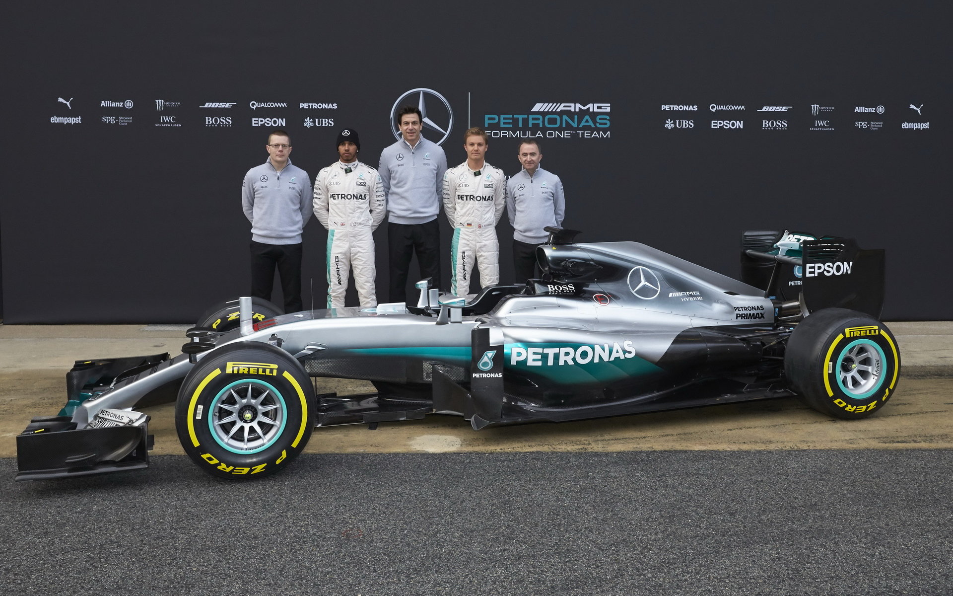 Představení Mercedesu F1 W07 Hybrid v Barceloně
