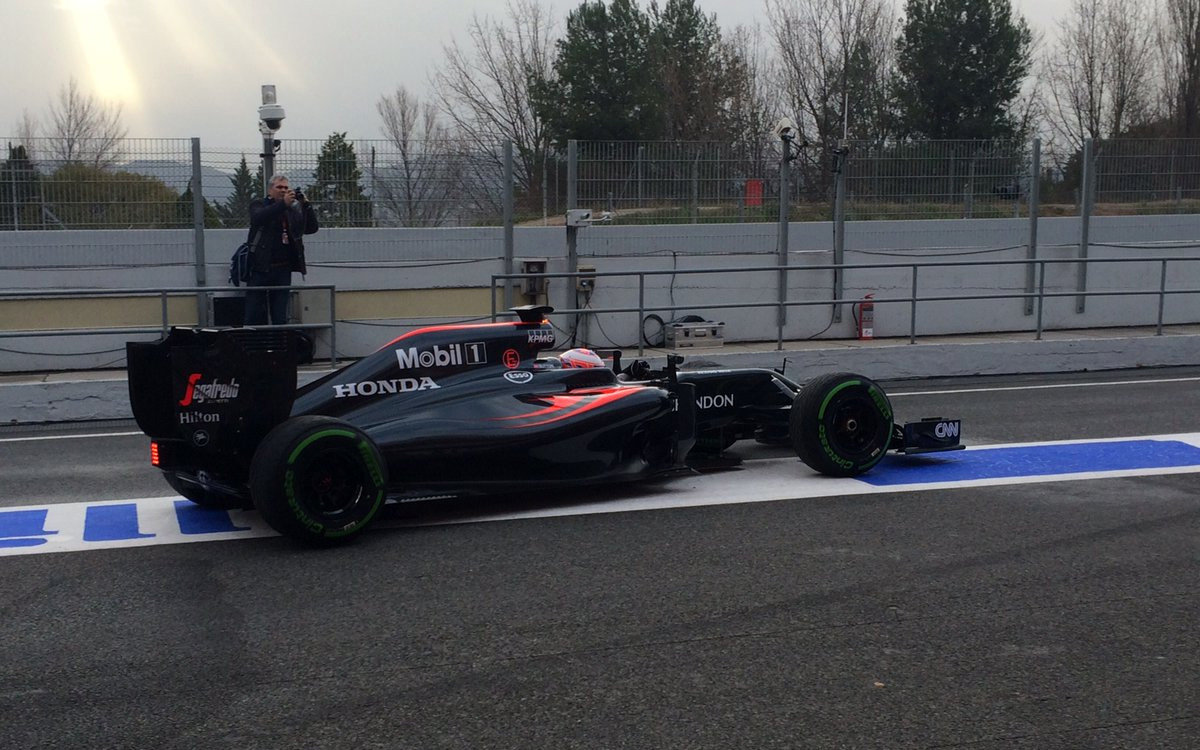 Jenson Button s McLarenem MP4-31