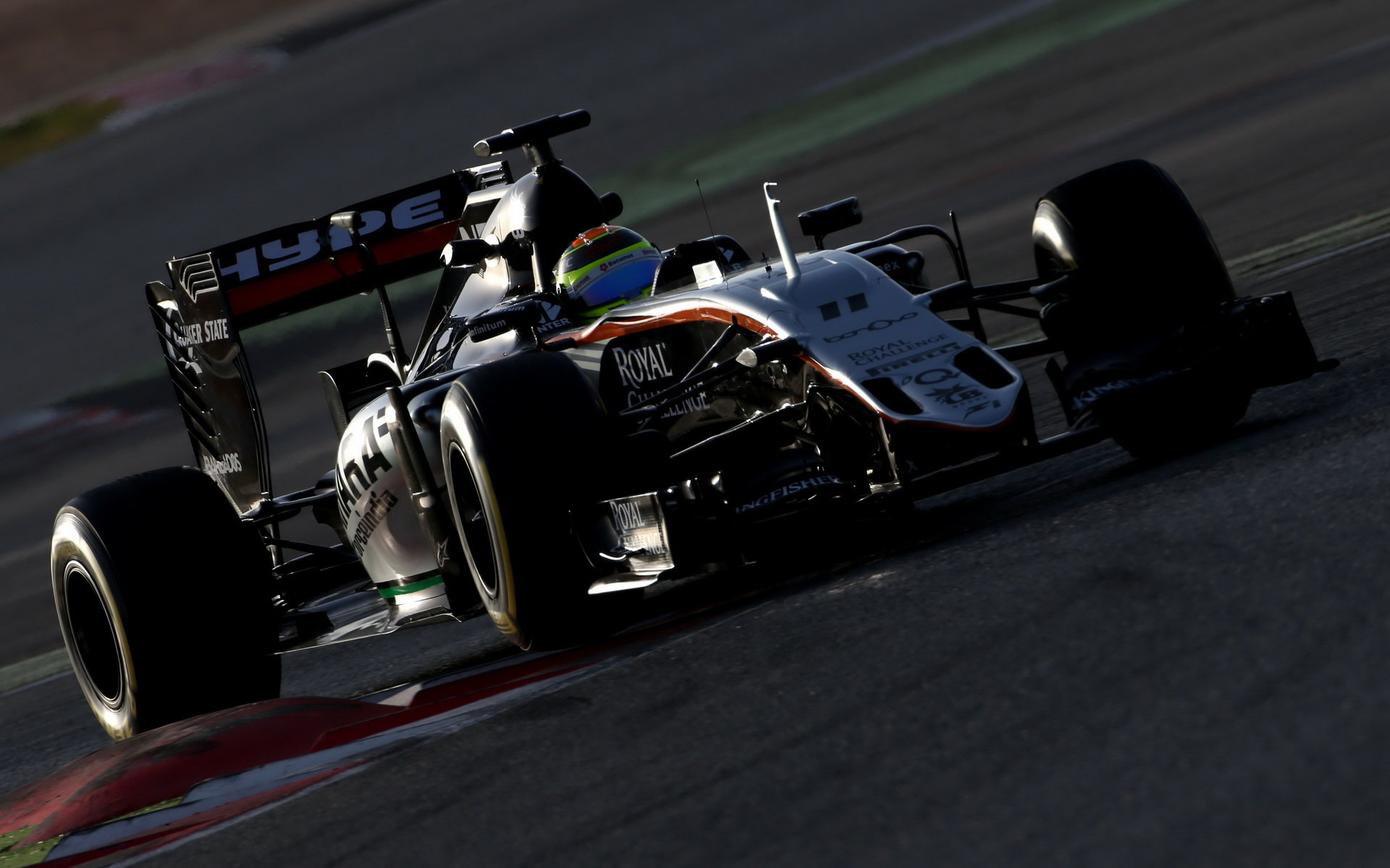 Sergio Pérez s novým vozem Force India VJM09 - Mercedes