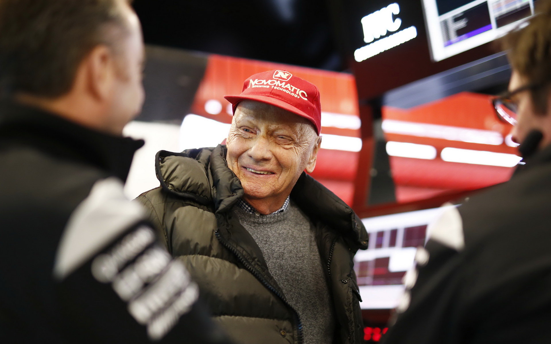 Niki Lauda deklaruje snižující se odstup Mercedesu a Ferrari