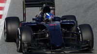 Max Verstappen s novým vozem Toro Rosso STR11 - Ferrari
