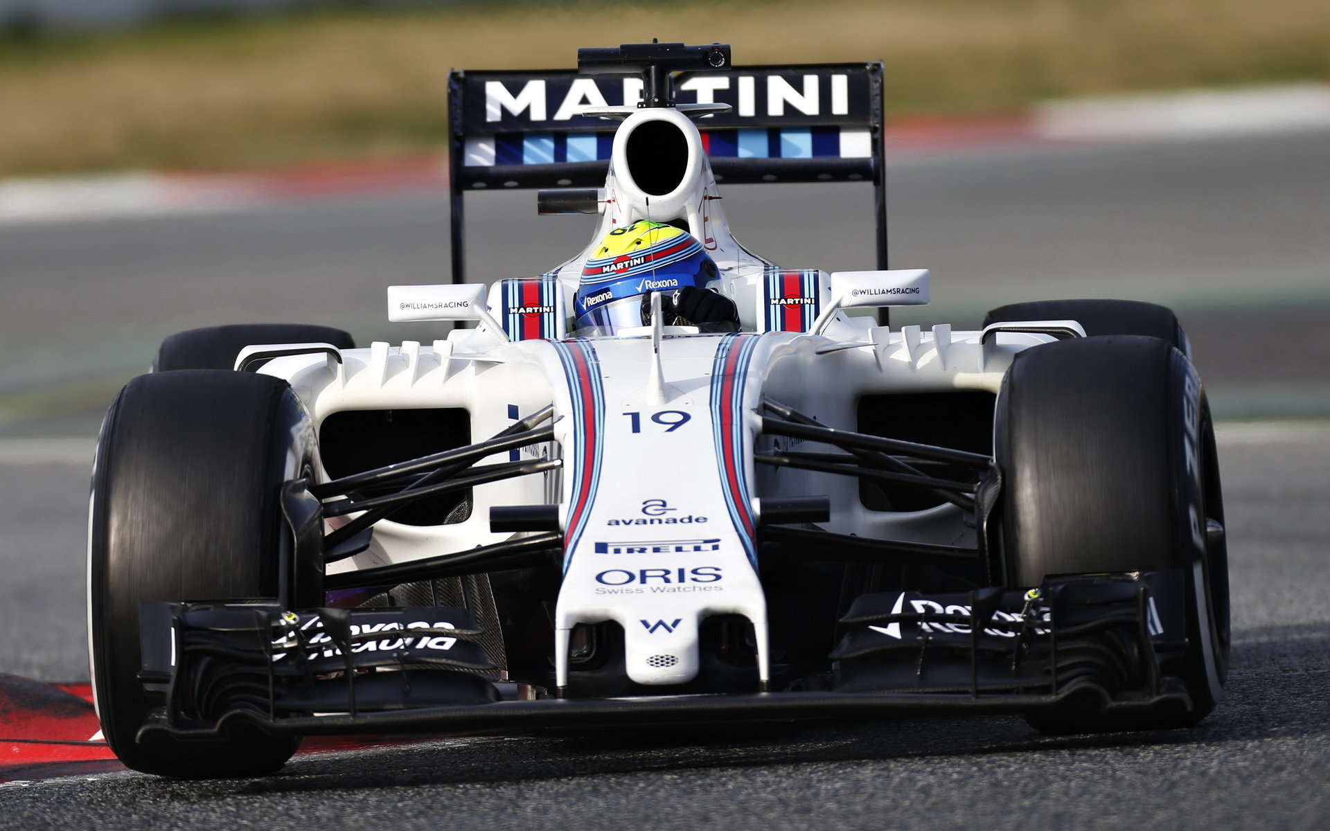 Felipe Massa s novým Williamsem FW38 - stále jen s loňským nosem