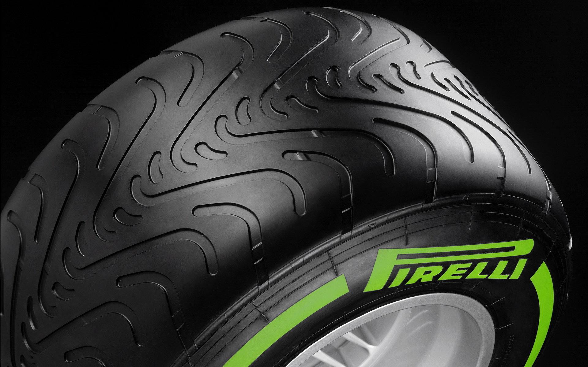 Přechodná pneumatika Pirelli - na mokrou trať pro rok 2016