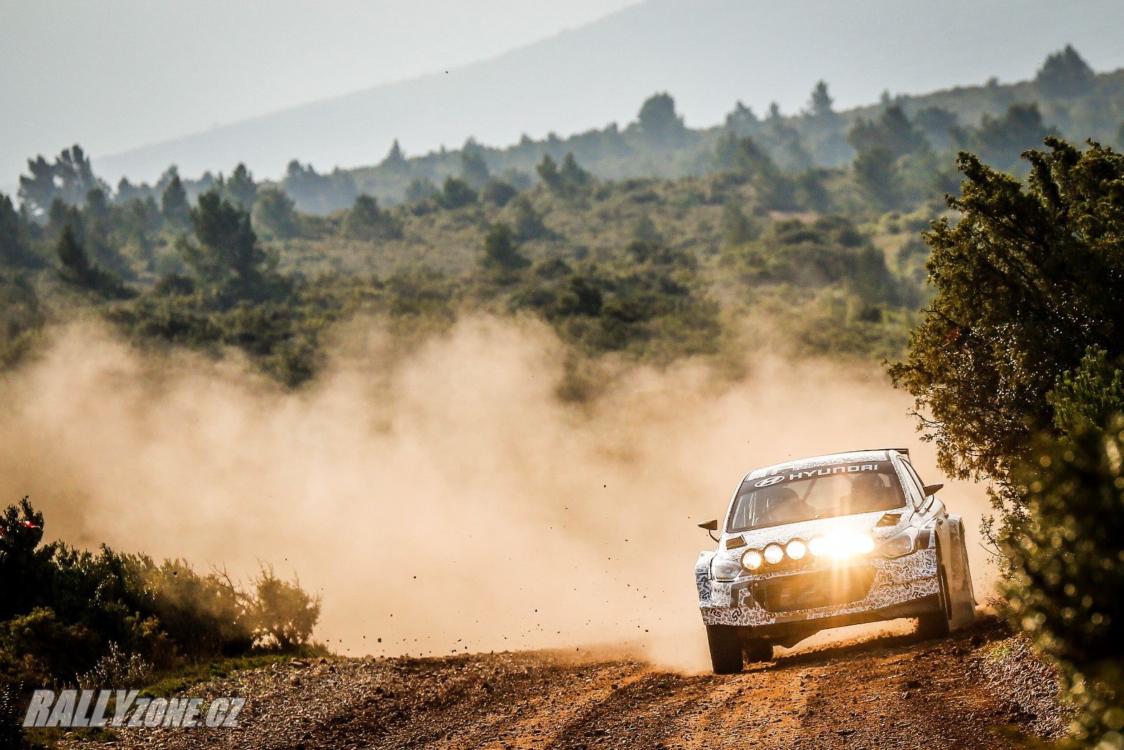 Hyundai před sezonou vyvíjel i20 WRC, teď se soustředí na i20 R5