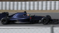 Carlos Sainz s novým vozem