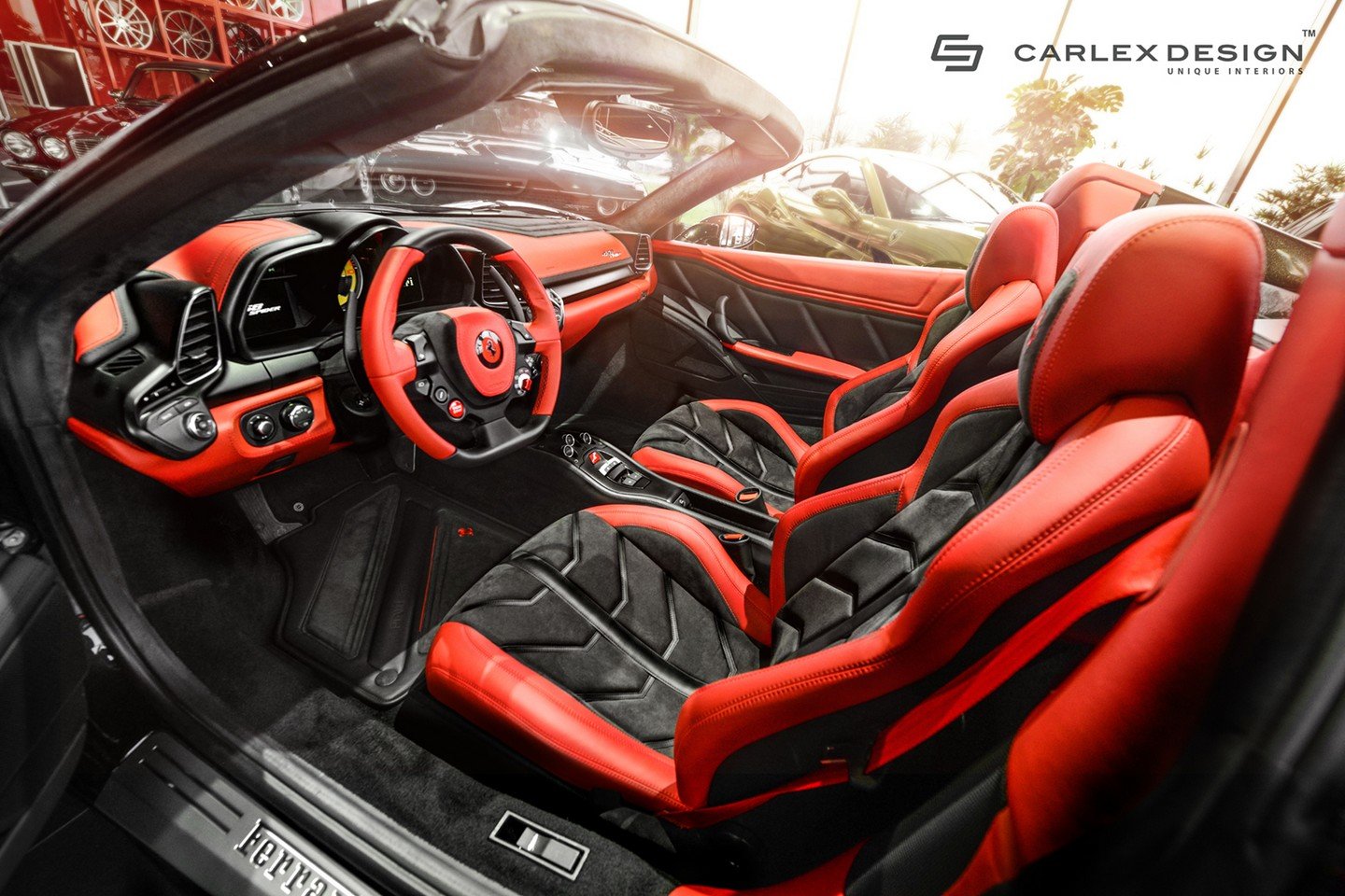 Interiér Ferrari 458 Italia Spider v provedení Carlex Design