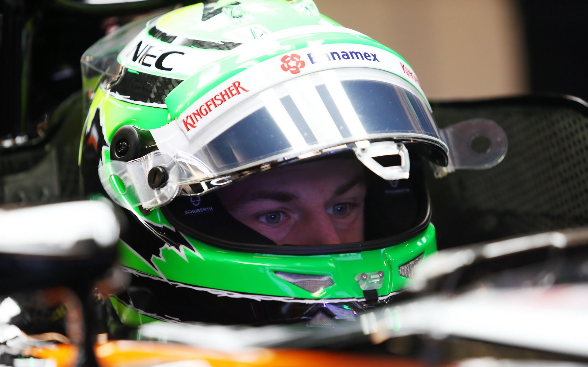 Nico Hülkenberg při posledních předsezonních testech v Barceloně