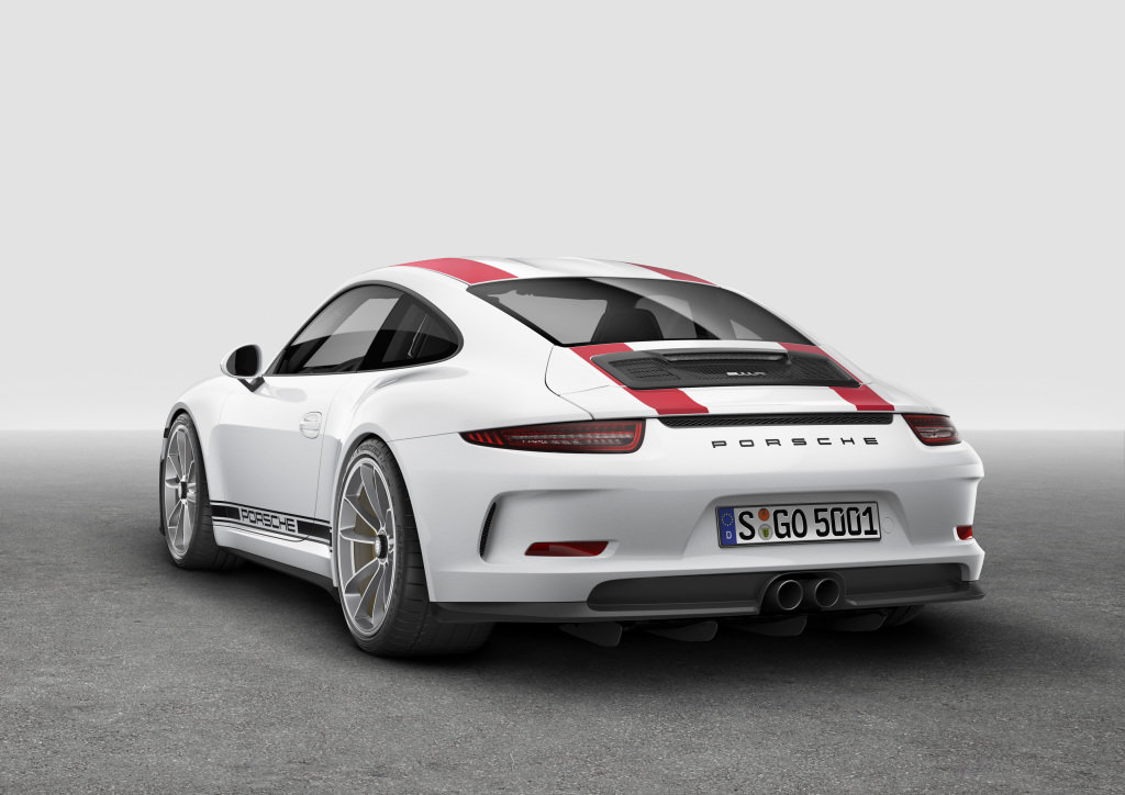 Porsche 911 R je novou modlou puristů, má atmosférický šestiválec a manuální převodovku.