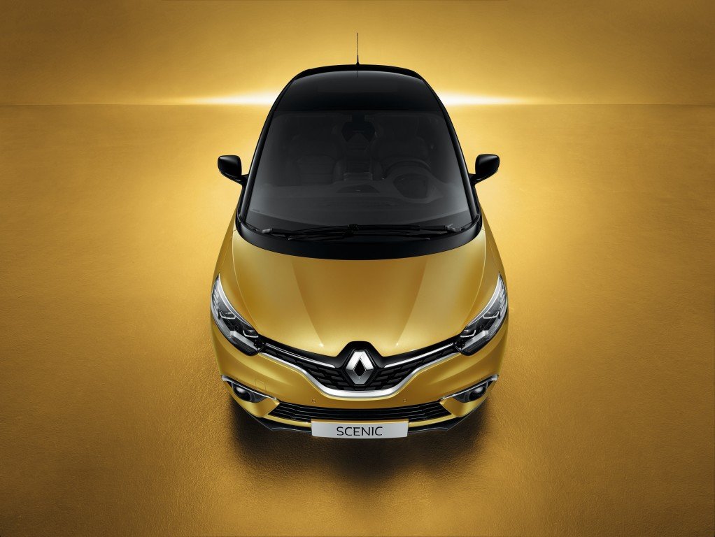 Čtvrté pokračování Renaultu Scénic posouvá model blíže crossoverům, zároveň je ale velmi prostorné.