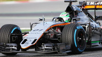 Nico Hülkenberg při posledních předsezónních testech v Barceloně s novým vozem Force India VJM09 - Mercedes