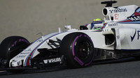 Felipe Massa při posledních předsezónních testech v Barceloně na ultra-měkké směsi pneumatik