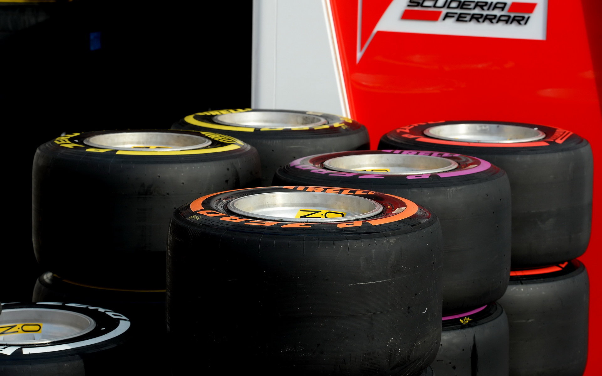 Pirelli požaduje, aby ve smlouvě bylo písemně uvedeno, co po něm FIA vlastně bude chtít