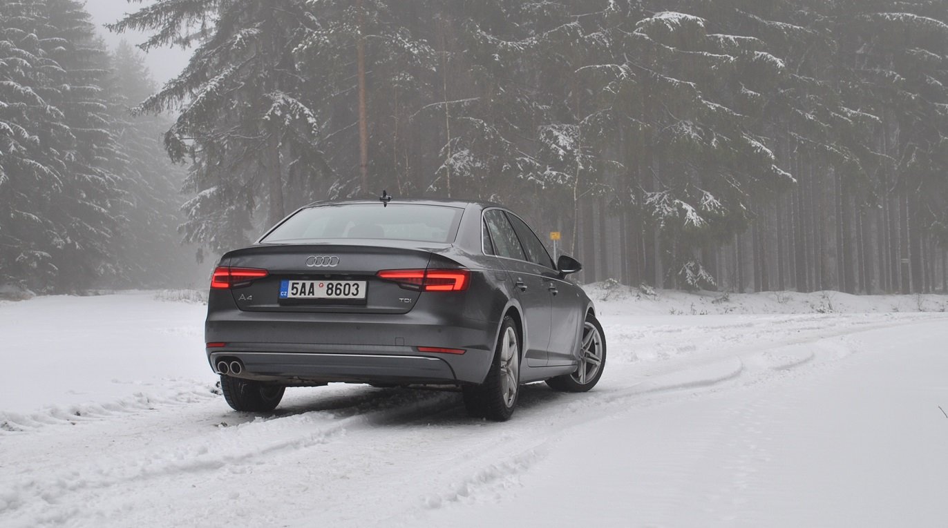 Audi A4 2.0 TDI Sport (2016)