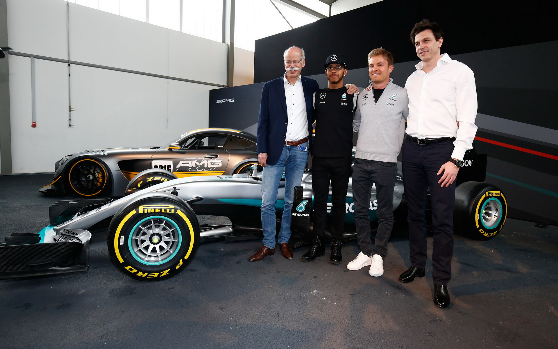 Mercedes podle Nikiho Laudy pomáhá Formuli 1 proti svým zájmům